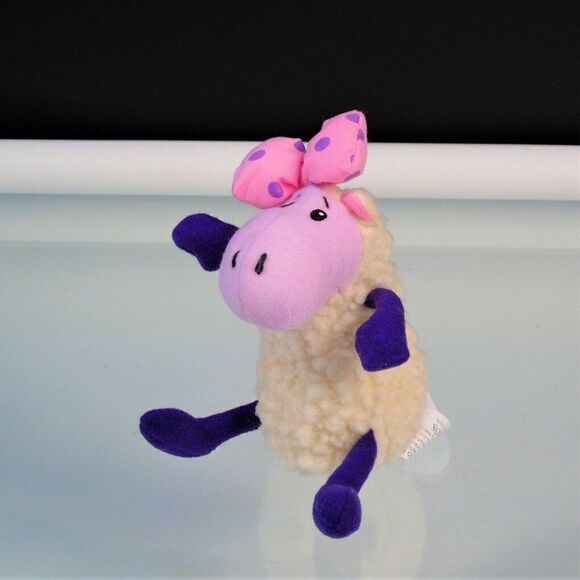 Disney Canasa Trading Lamb Plush 5" Sheep - Picture 1 of 7